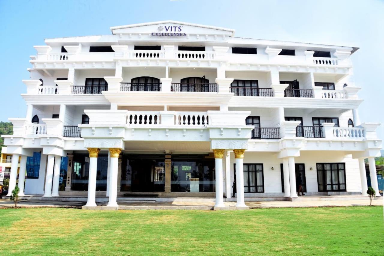 Vits Excellensea Karde Beach Dapoli Exterior photo
